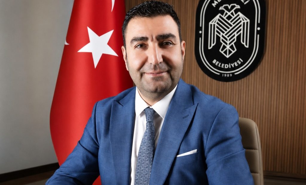 Melikgazi Belediyesi Özel Kalem Müdürü Mustafa Tümgüç, bisiklet kazasında yaşamını yitirdi