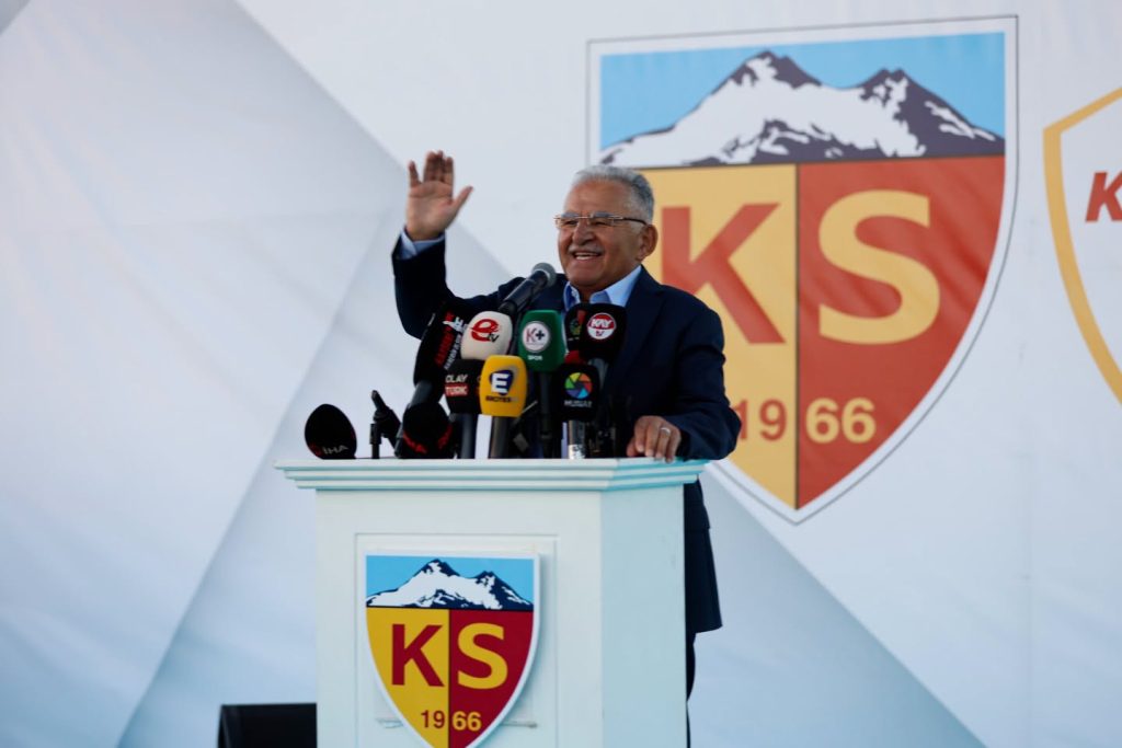 Başkan Büyükkılıç: “Kayserispor’u Yeniden Süper Lig’de Görmek İçin Üzerimize Düşeni Yapacağız”
