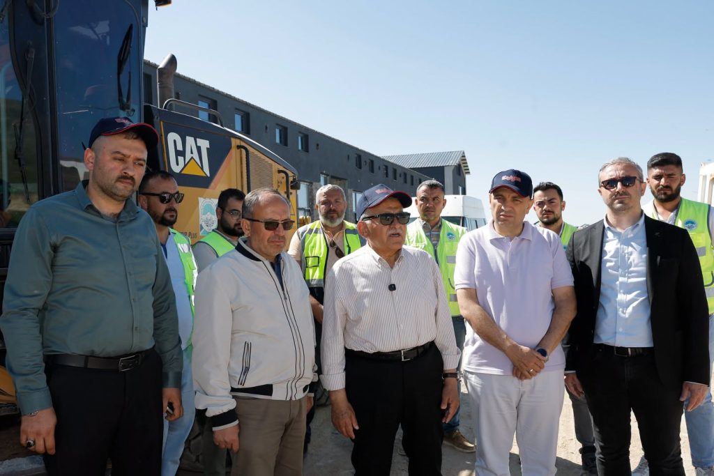 Başkan Büyükkılıç’tan Erciyes’e Vizyoner Dokunuş: “Dört Mevsim Yeşeren Bir Turizm Merkezi”