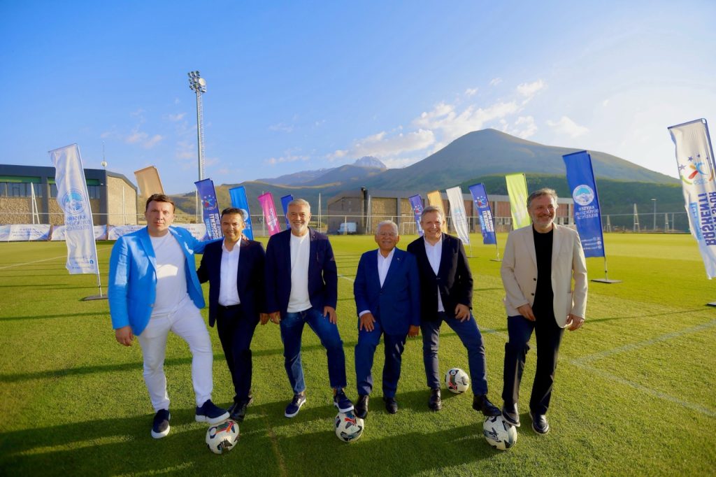 Erciyes Yüksek İrtifa Kamp Merkezi spor dünyasından tam not aldı