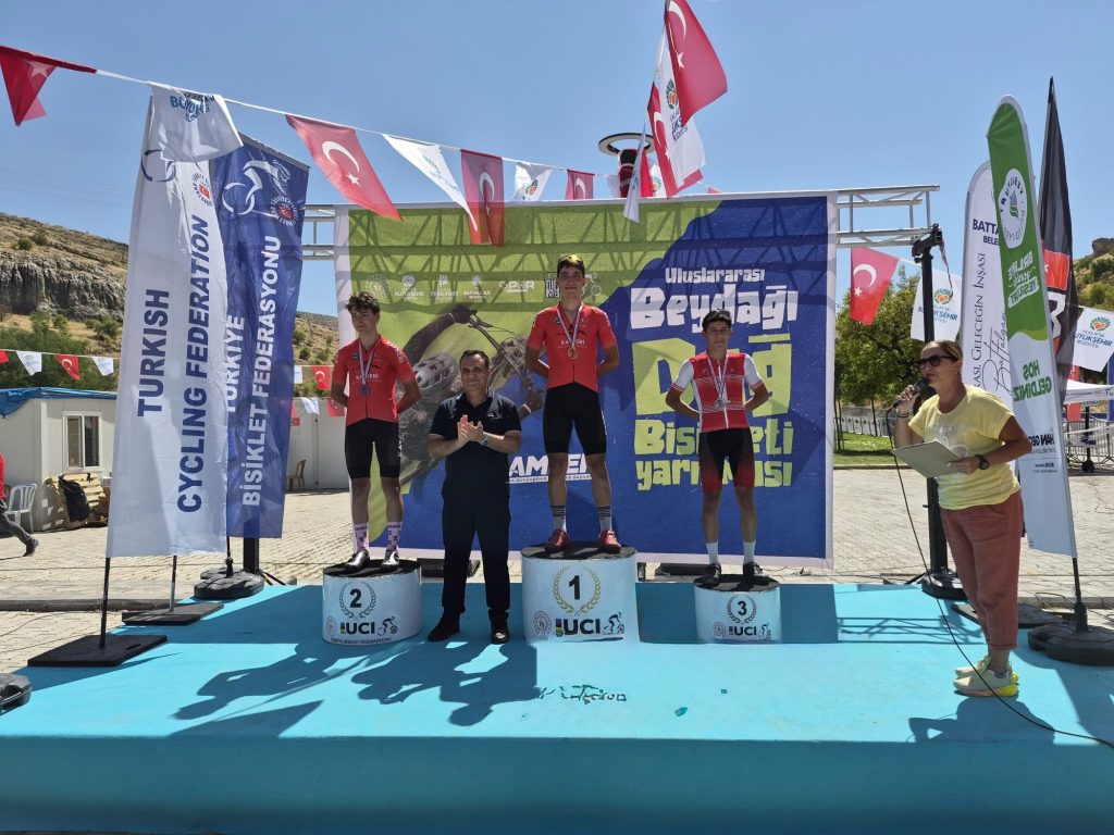 Genç sporcu Metin Uğur’dan dağ bisikletinde Türkiye birinciliği