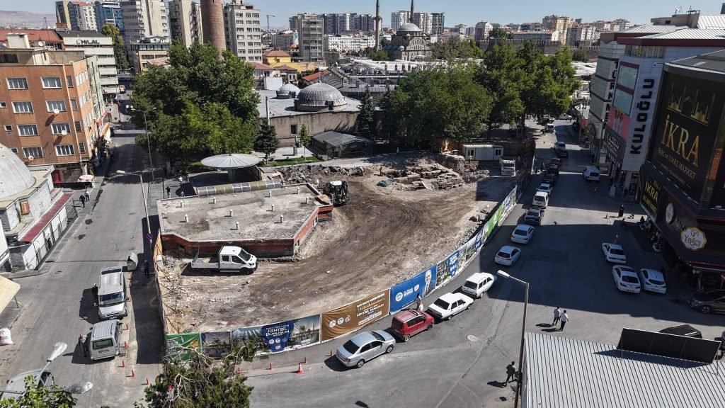 Suriçi Cami-i Kebir Projesi’nde ilk etap tamamlandı
