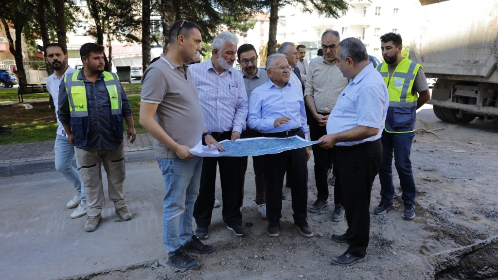 Başkan Büyükkılıç, 150 Milyon TL’lik Keykubat Yağmur Suyu Hattı Yatırımını Yerinde İnceledi