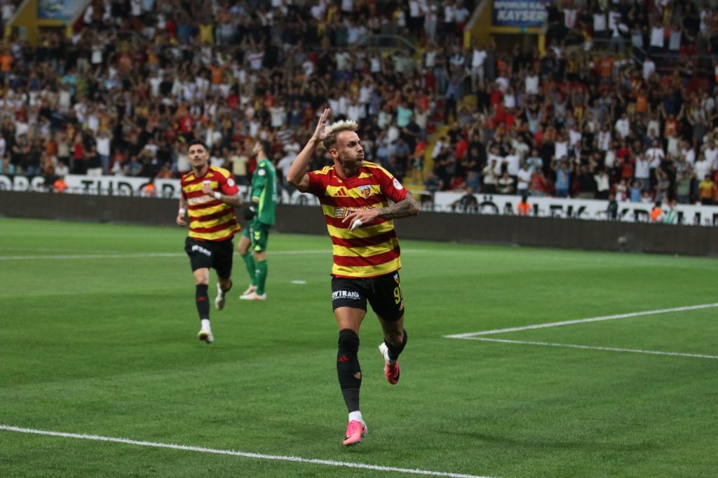 Kayserispor, Sivasspor Karşısında Rahat Kazandı: 2-0