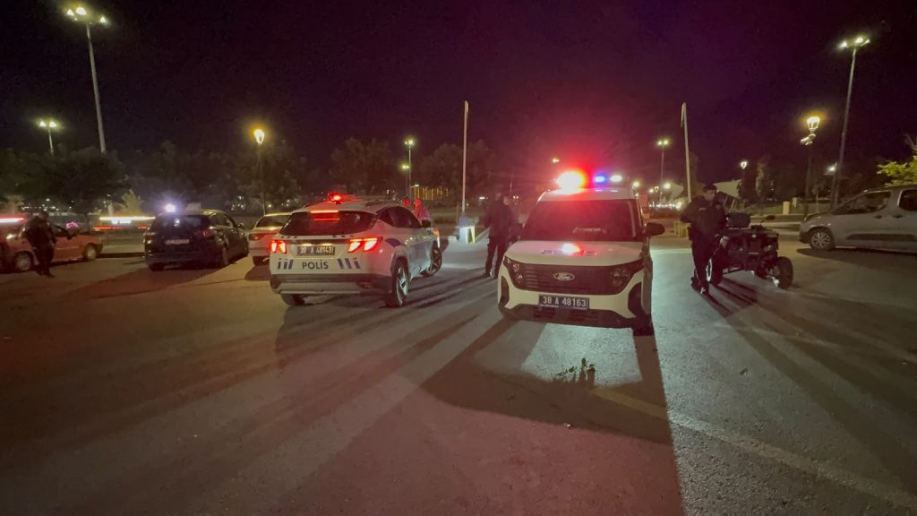 Kayseri’de bıçaklı kavga: 1 yaralı